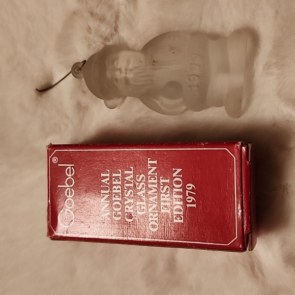 GOEBEL ANNUAL CRYSTAL GLASS  ORNAMENT FIRST EDITION  1979. SANTA CLAUS  🎅 - Picture 2 of 4